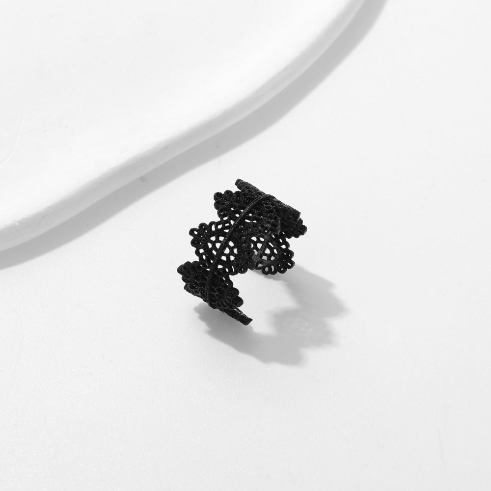 Women's Lace Hollow Metal Open-end For High Sense Rings