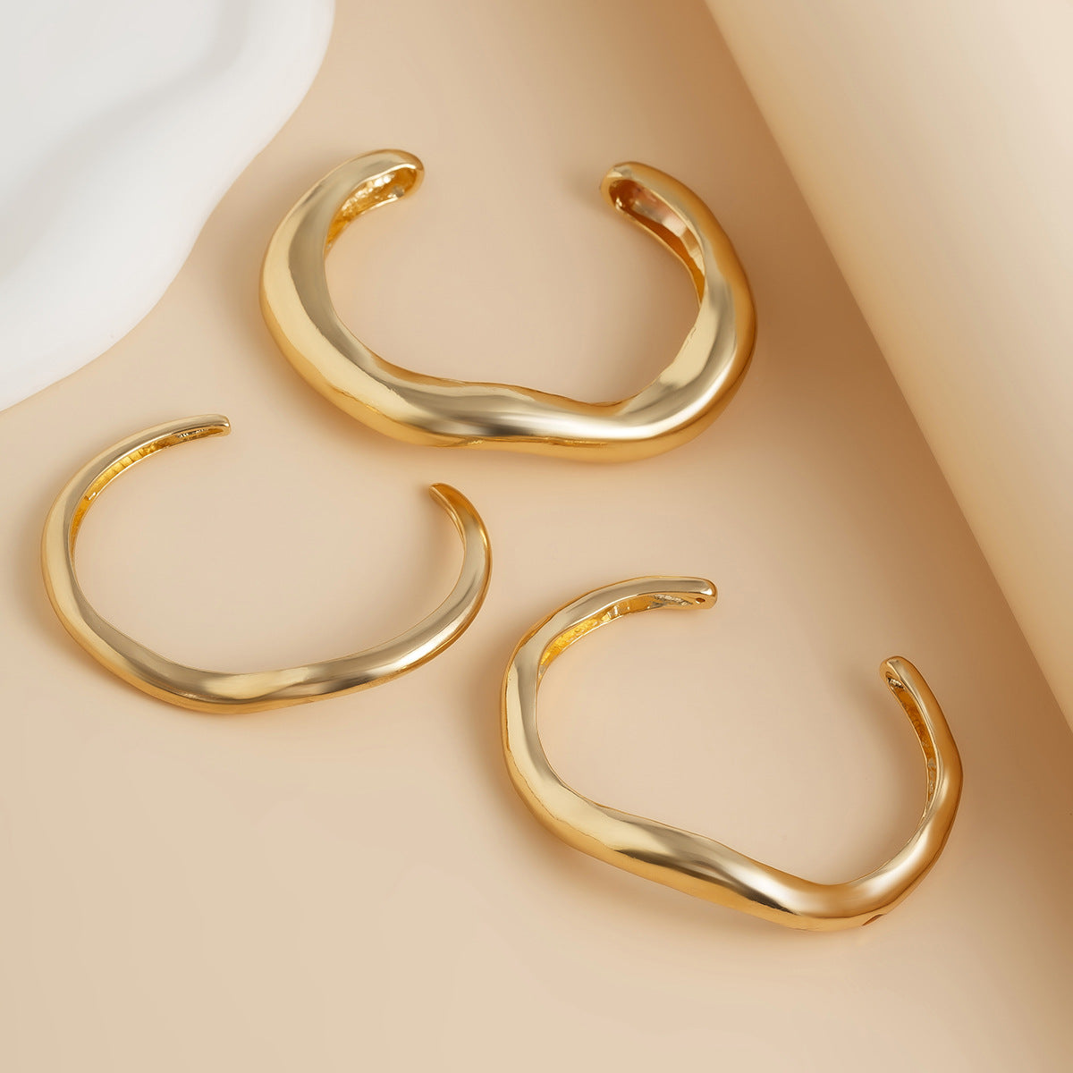 Casual Hollow Pleated Irregular Curved Alloy Rings