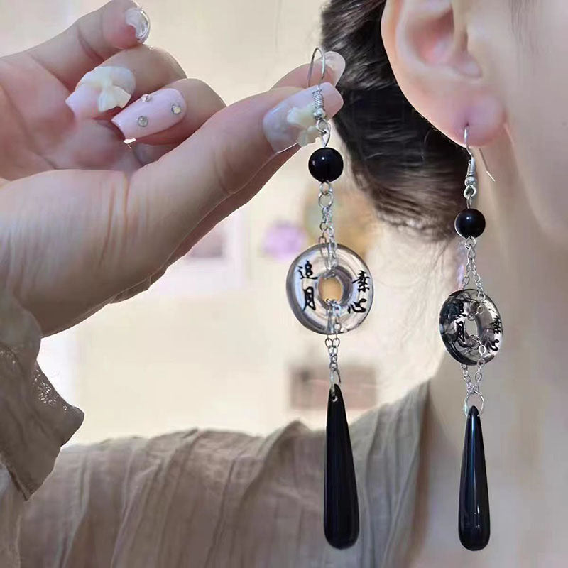 Niche Retro Personalized Temperamental Eardrops Cool Earrings