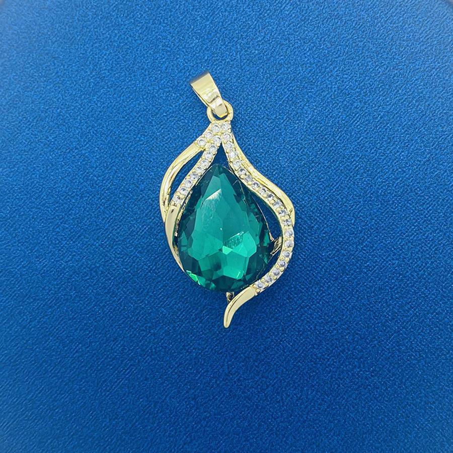 Random Match Fashion Classic Source Ornament Pendants