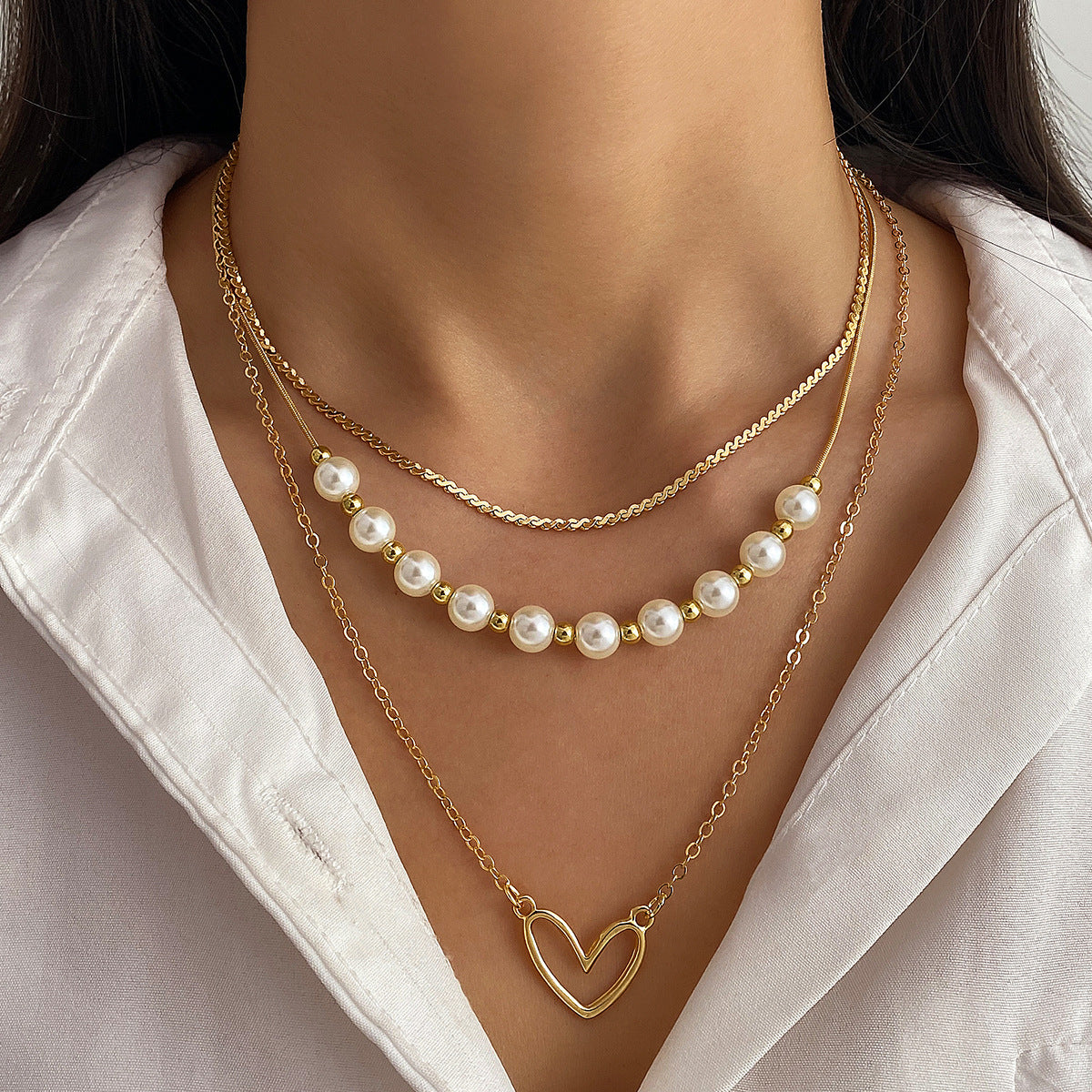 Women's Fashion Retro Love Heart Pearl Gold Twin Clavicle Necklaces