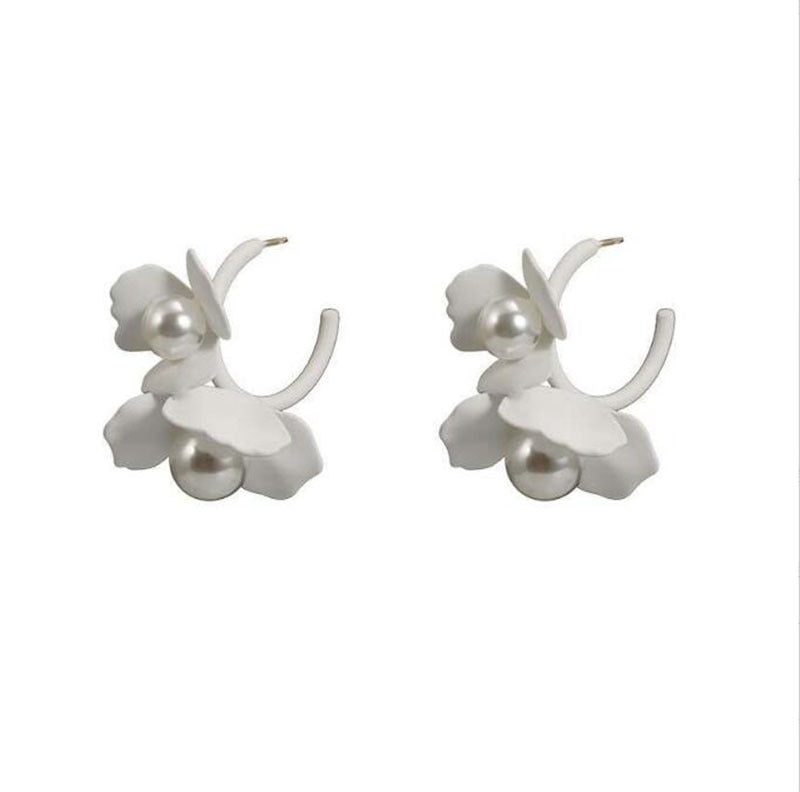 Needle Minimalist Design Flower Pearl High-grade Earrings