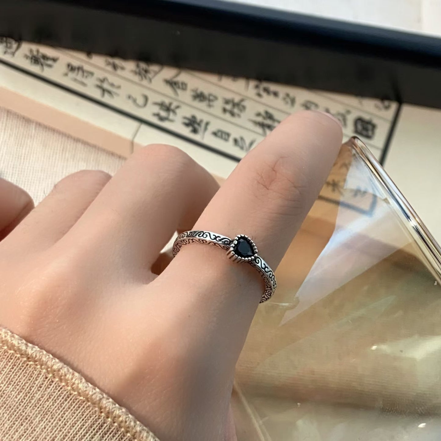 Women's Design High Fashion Personality Affordable Luxury Simple Rings