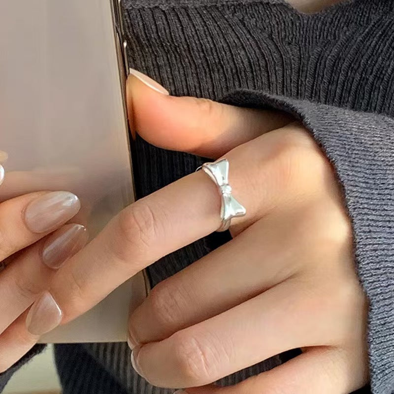 Women's Design High Fashion Personality Affordable Luxury Simple Rings
