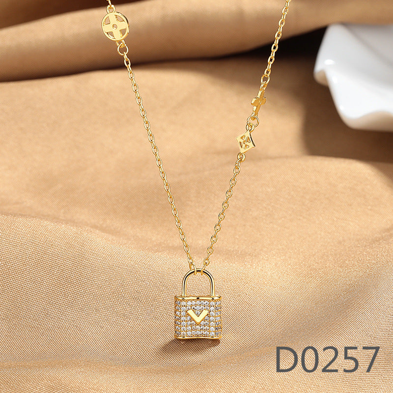 Women's Sweet Micro Inlaid Zircon Flower High-grade Necklaces