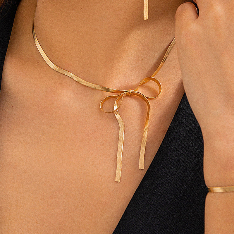 Pretty Elegant Attractive Bow Ear Suit Necklaces