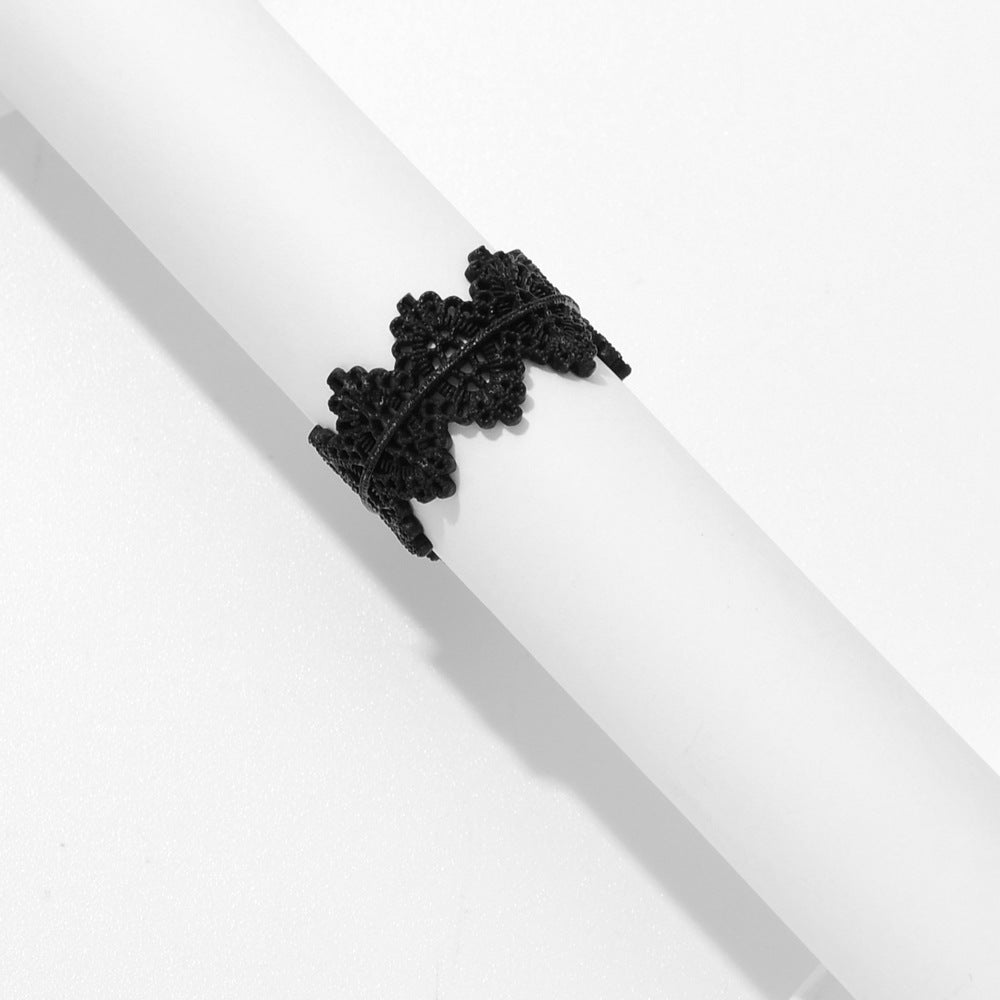 Women's Lace Hollow Metal Open-end For High Sense Rings