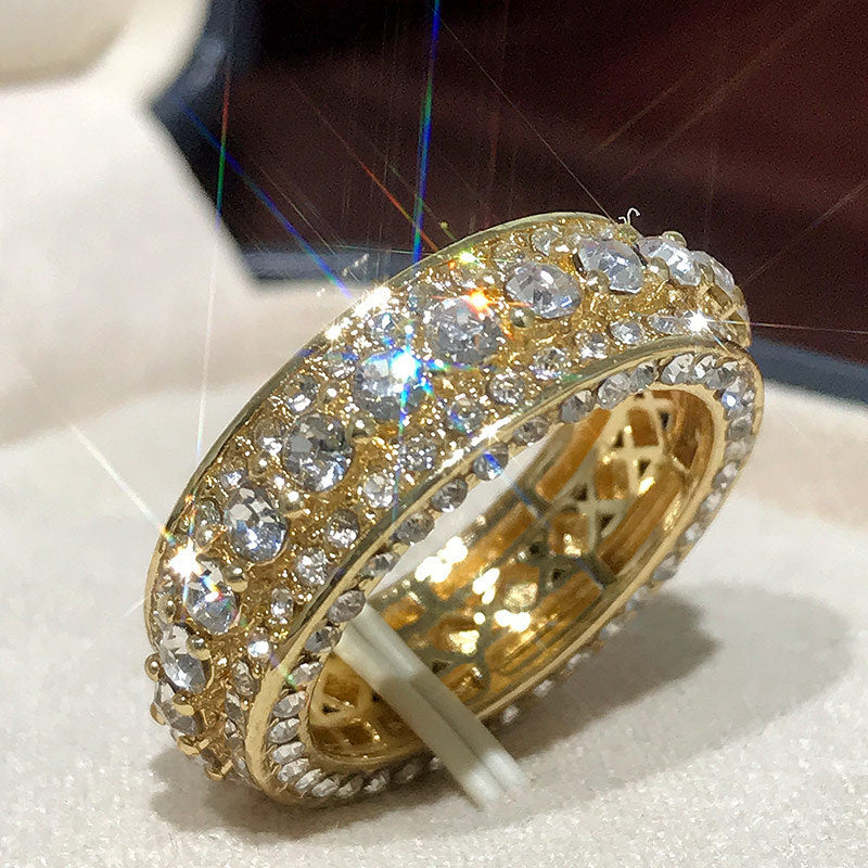 Full Diamond Gold Round Classic Couple Rings