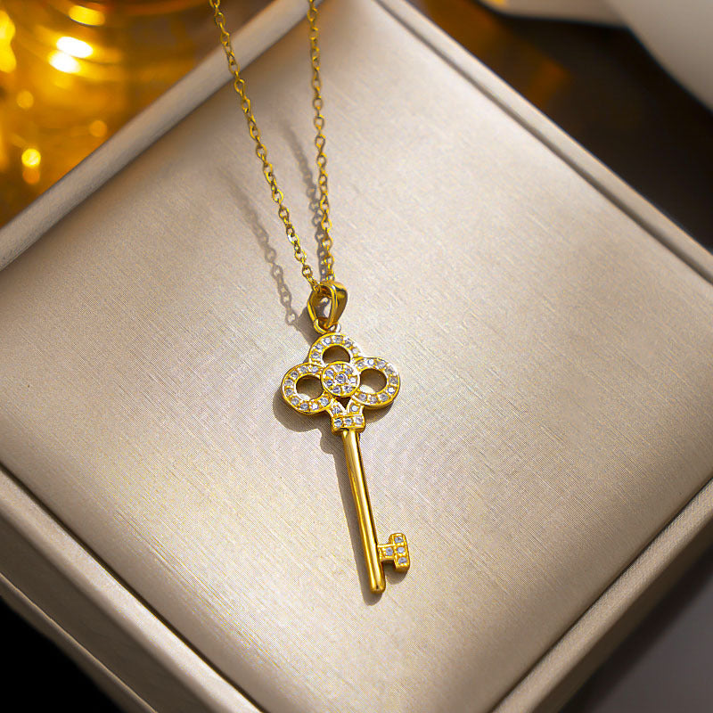 Women's Gold Heart Crown Key Clavicle Chain Necklaces