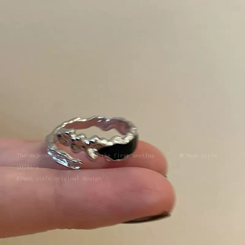 Black Drip Glazed Open Female Summer Niche Rings
