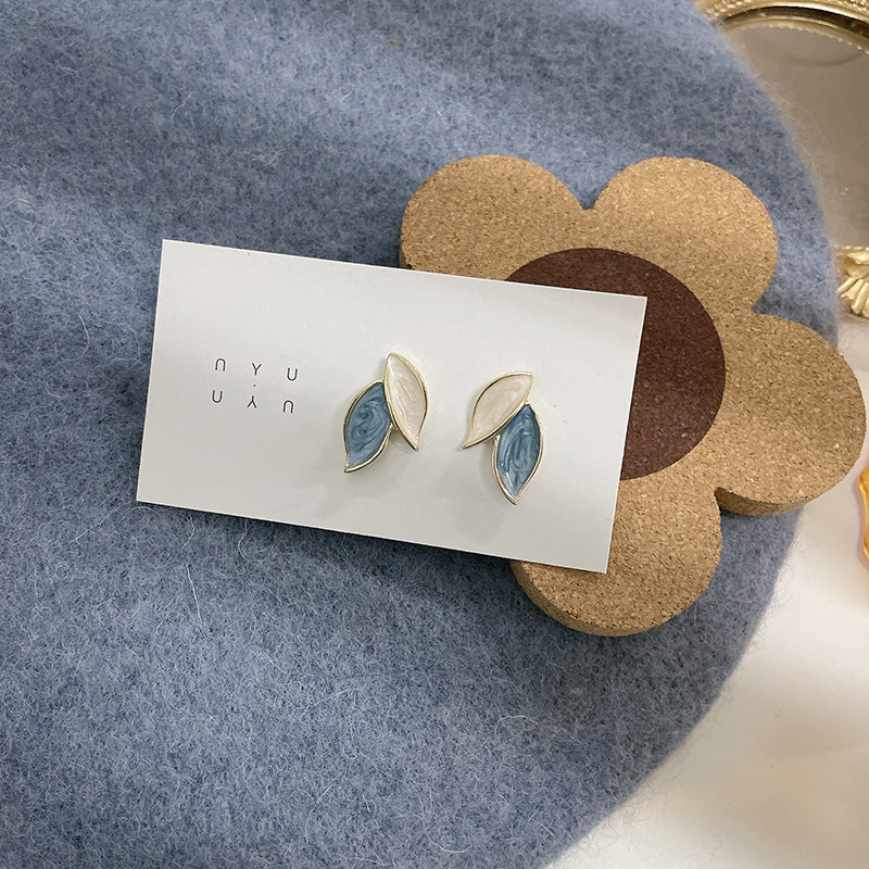 Women's Geometry Pattern Versatile Design Irregular Classic Earrings