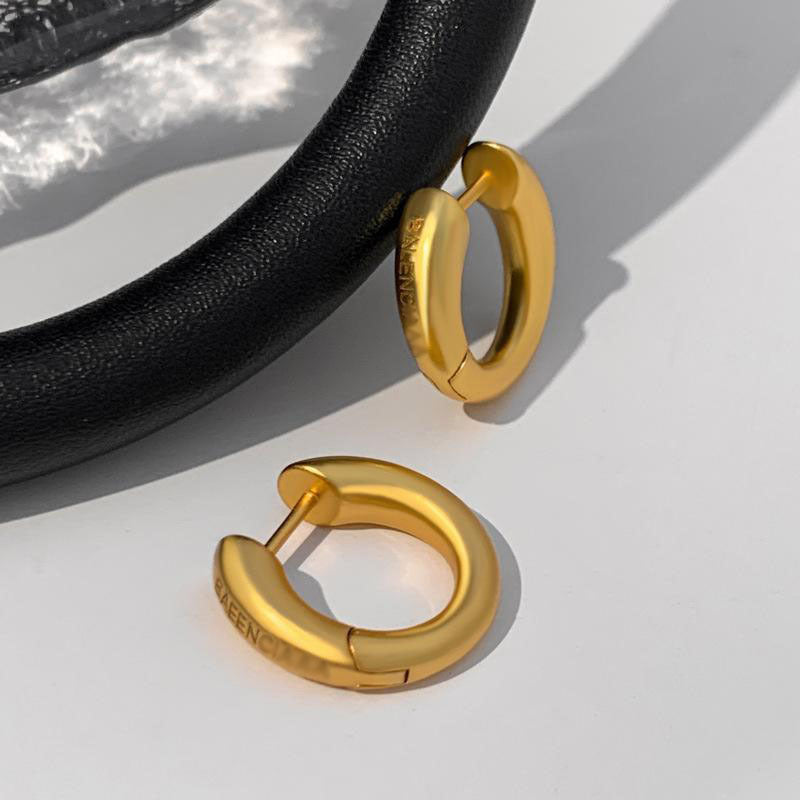 Gold Pigment Female Trendy Design Circle Ear Earrings