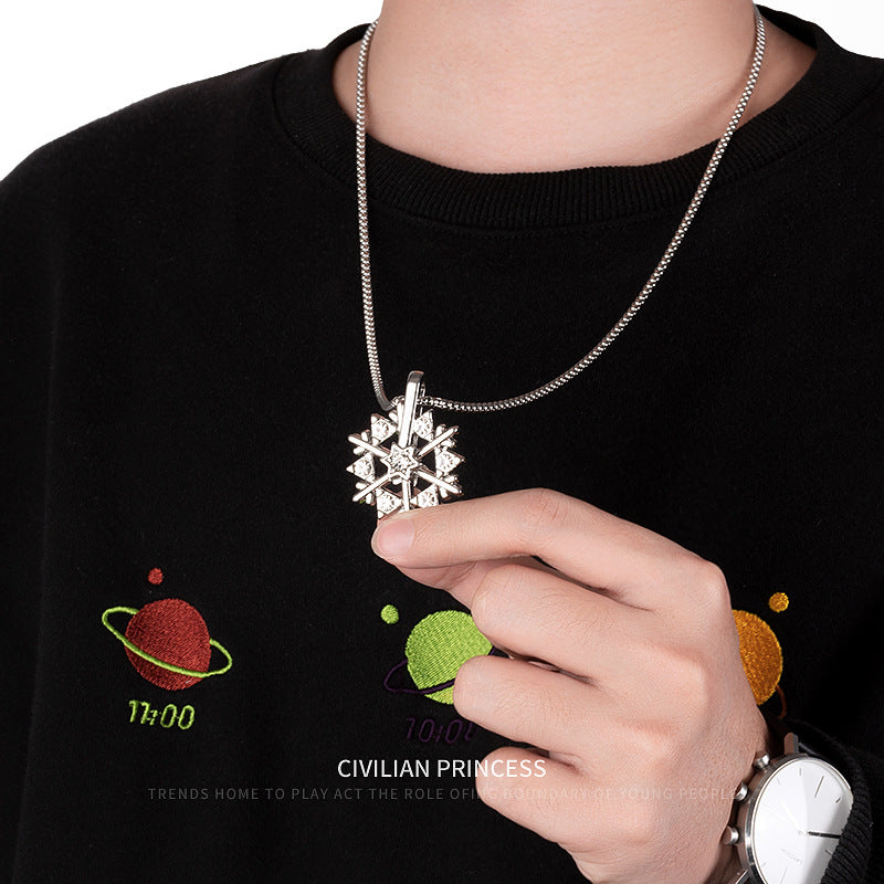 Rotatable Snowflake Decorative Female Summer Hip Hop Necklaces