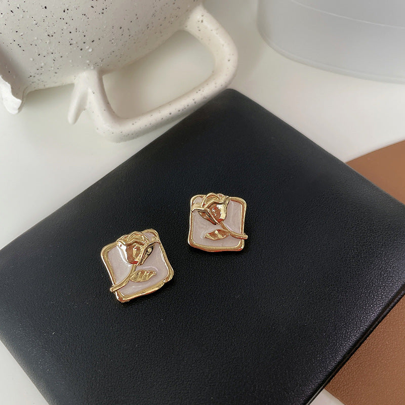Women's Geometry Pattern Versatile Design Irregular Classic Earrings
