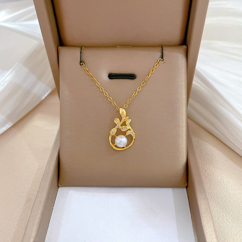 Steel Light Luxury Full Diamond Design Temperament Necklaces