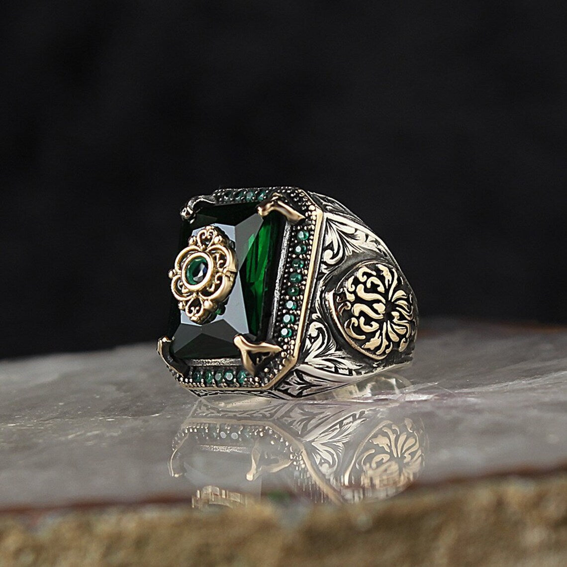 Women's & Men's Retro Ethnic Style Texture Inlaid Sea Rings