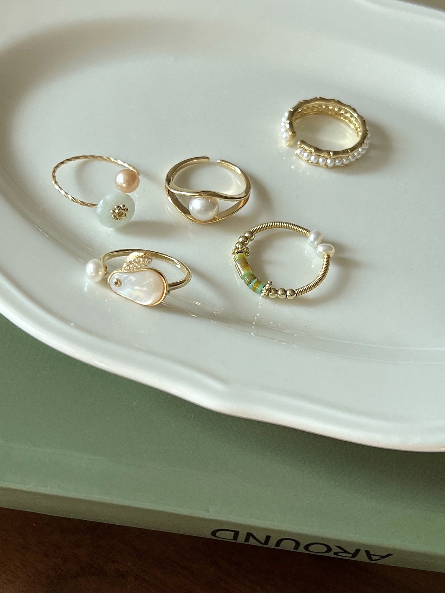 Bunny Pearl Trendy Hepburn Style Female Design Rings