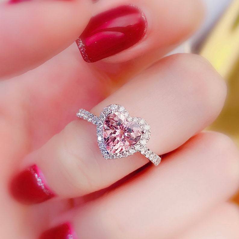 Women's Pink Diamond Fashion Alloy Inlaid Loving Rings