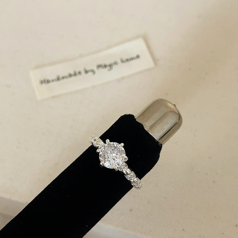 Antique Style Matte Metal Zircon Female Rings