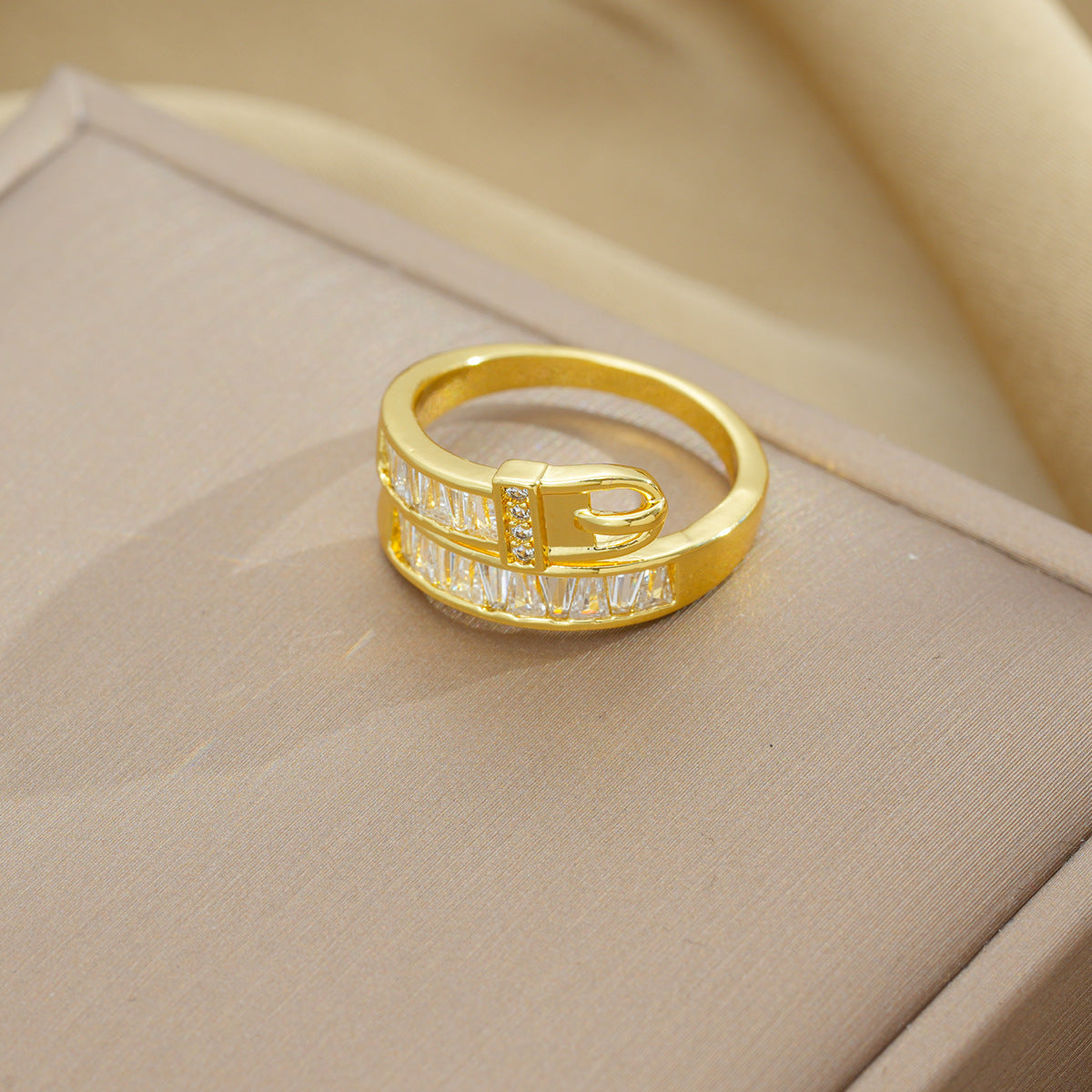 Creative Fashion Cool Personality Buckle Female Light Luxury Rings