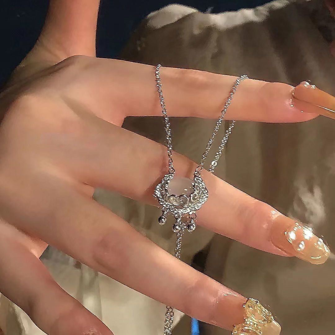 Female Light Luxury Minority High-grade Inlaid Zircon Necklaces