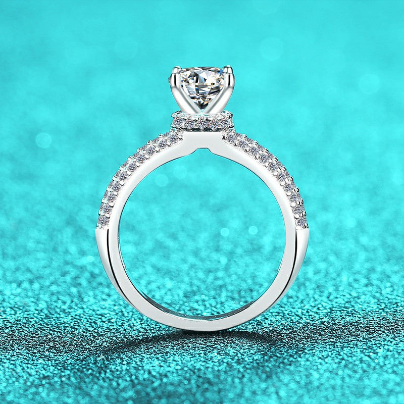 Sier Diamond Female Personality Fashion Four Claw Light Rings