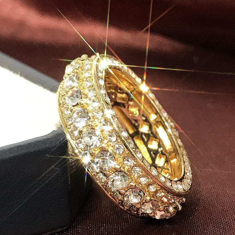 Full Diamond Gold Round Classic Couple Rings