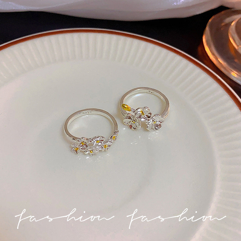 Retro Jasmine Switchable Index Finger Butterfly Rings