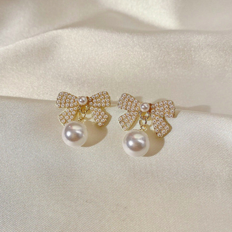 Women's Gold Plated French Entry Lux Pearl Fashion Dignified Earrings