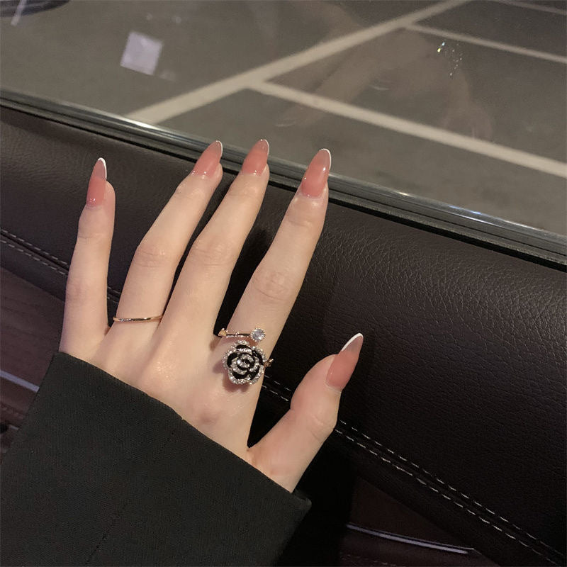 World Black Camellia Female High Sense French Classic Style Rings