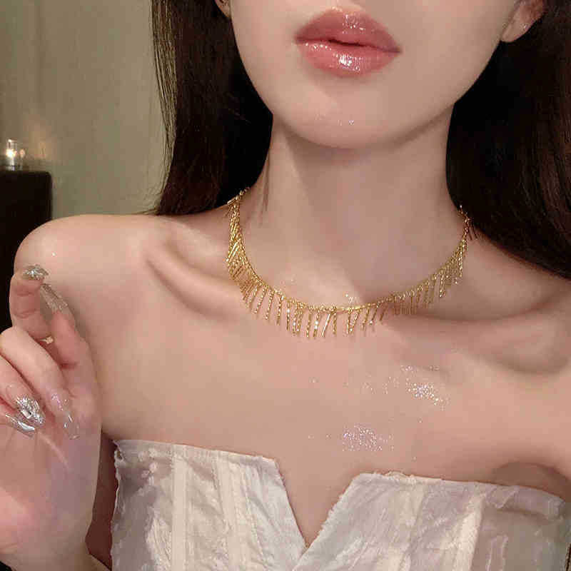 Ear Female Light Luxury Minority Design Exquisite High Necklaces
