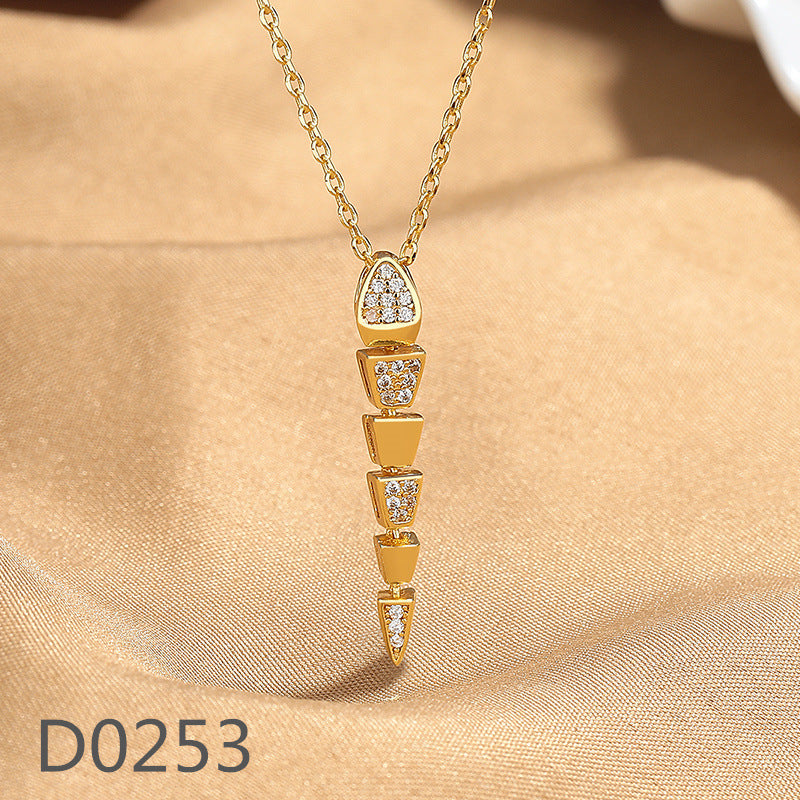 Women's Sweet Micro Inlaid Zircon Flower High-grade Necklaces
