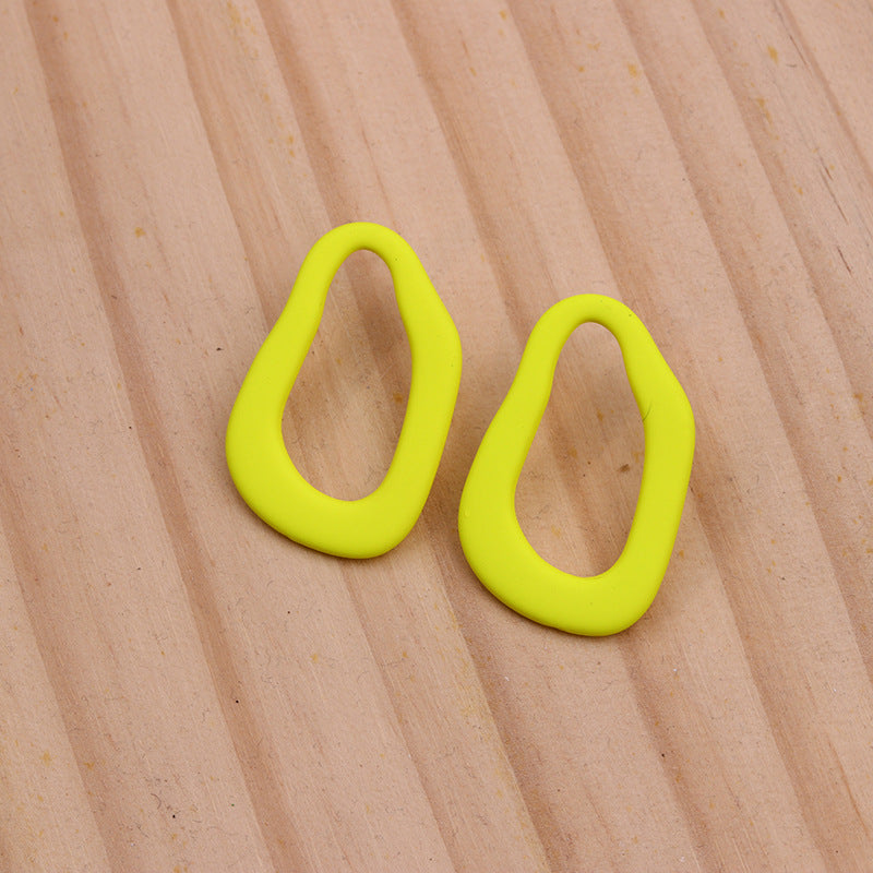 Women's Hollow Irregular Ear Acrylic Personality Simple Earrings