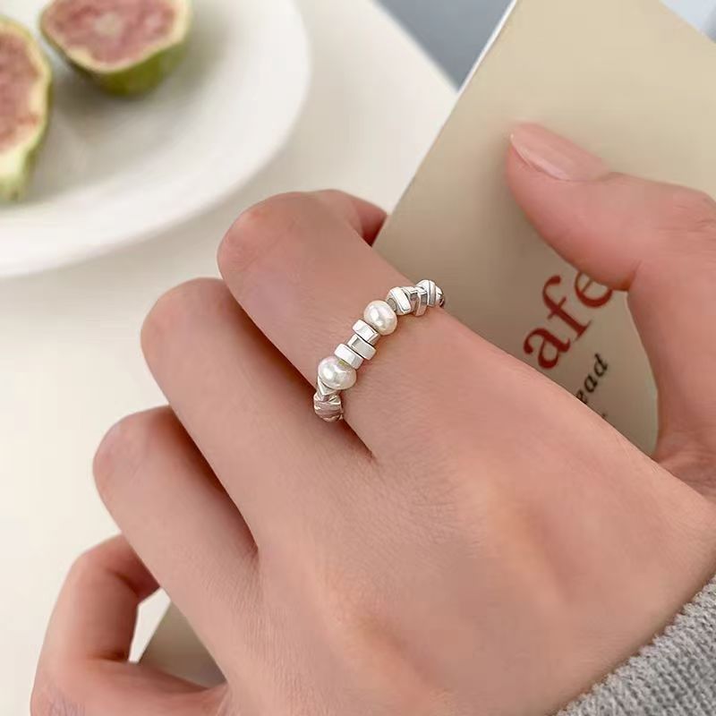 Women's Design High Fashion Personality Affordable Luxury Simple Rings
