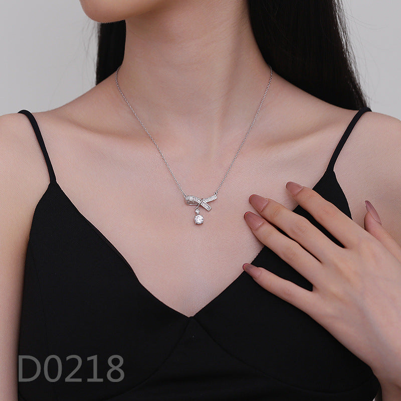 Women's Sweet Micro Inlaid Zircon Flower High-grade Necklaces