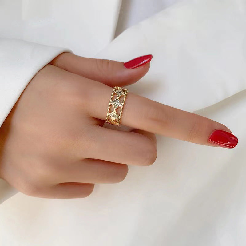 Hollow Out Clover Female Fashionable Temperamental Rings