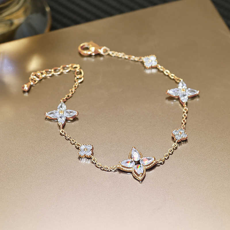 Women's High Version Lucky Four-leaf Grass Light Luxury Bracelets