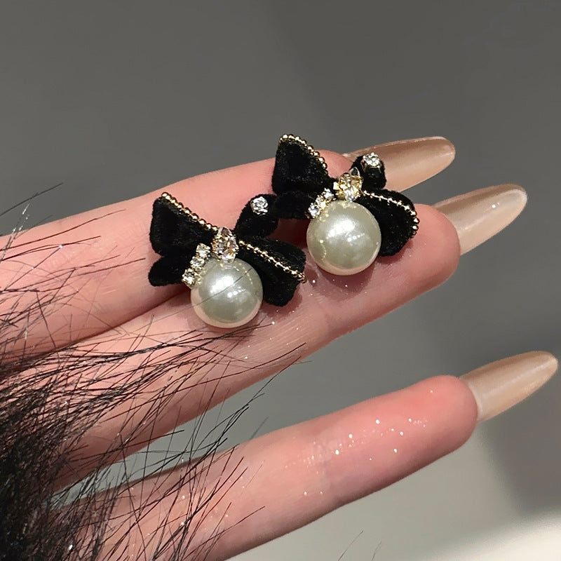 Needle Black Crystal Geometric Ear Minority Fashion Temperament Entry Earrings