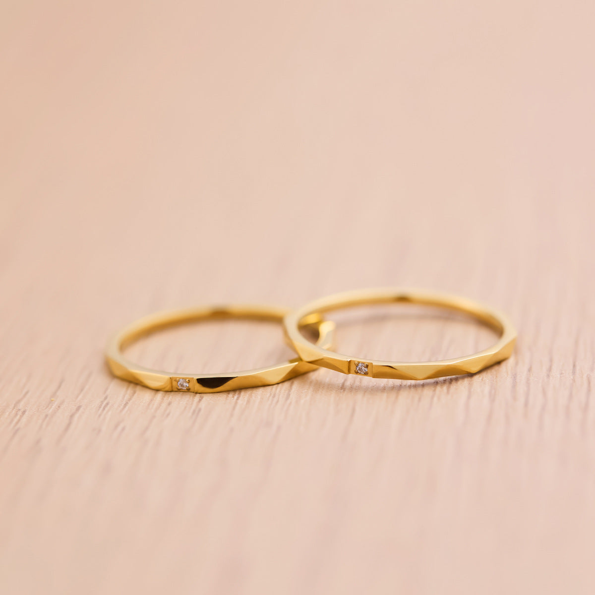 Single Diamond Split Flower Simple Temperament Rings
