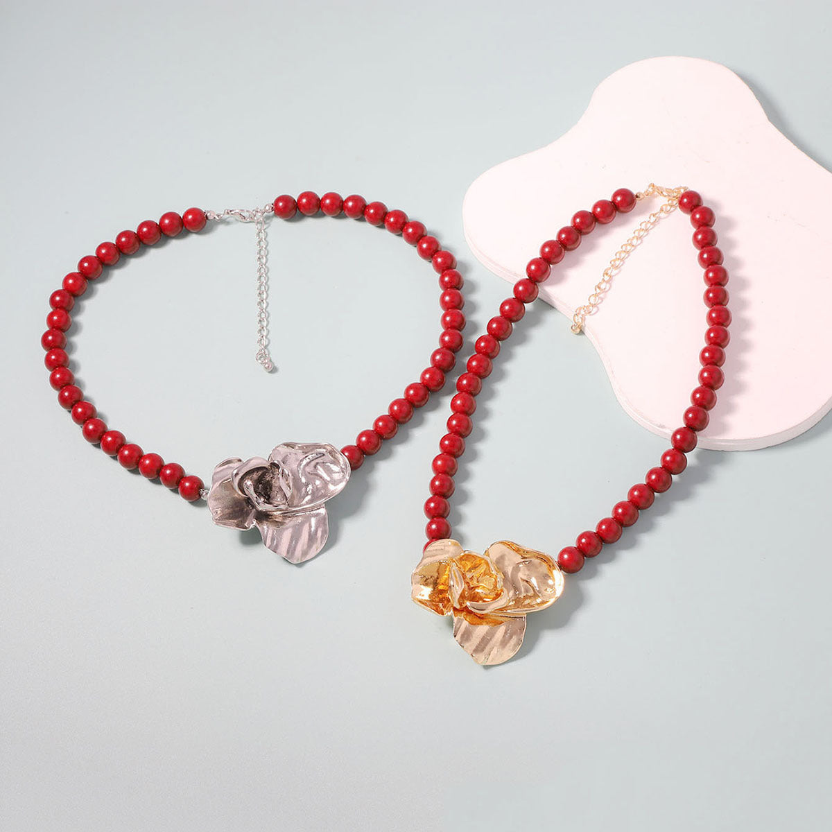 Creative Beaded Alloy Flower Simple Fashion Necklaces