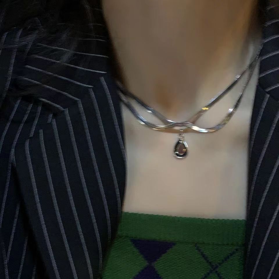 Chain Female Hot Pearl Design Light Pendants