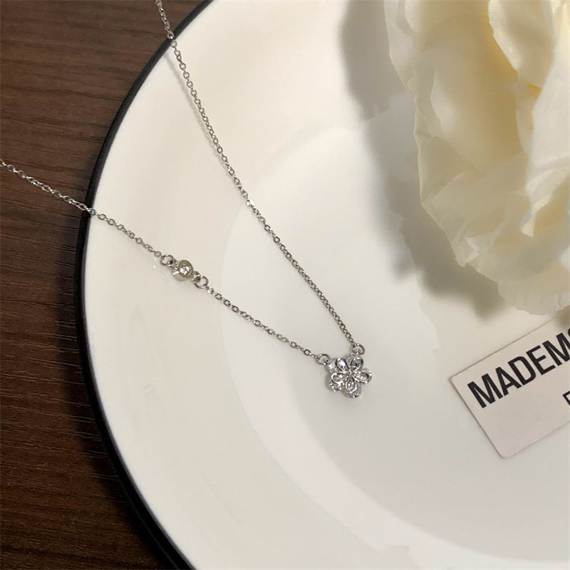 Female Light Luxury Minority Design Sense Necklaces