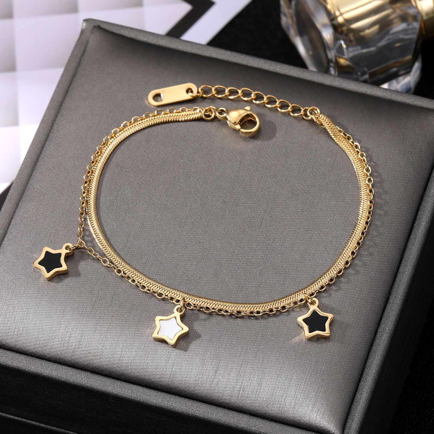 Stainless Steel High-grade Sense Niche Love Bracelets