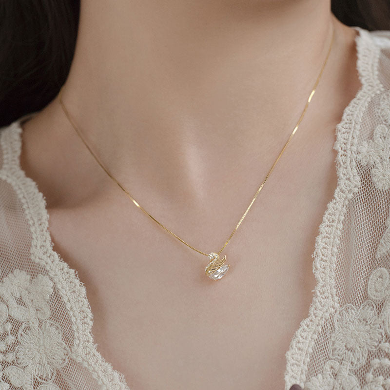 Women's Swan Light Luxury High-grade Zircon Design Pendants