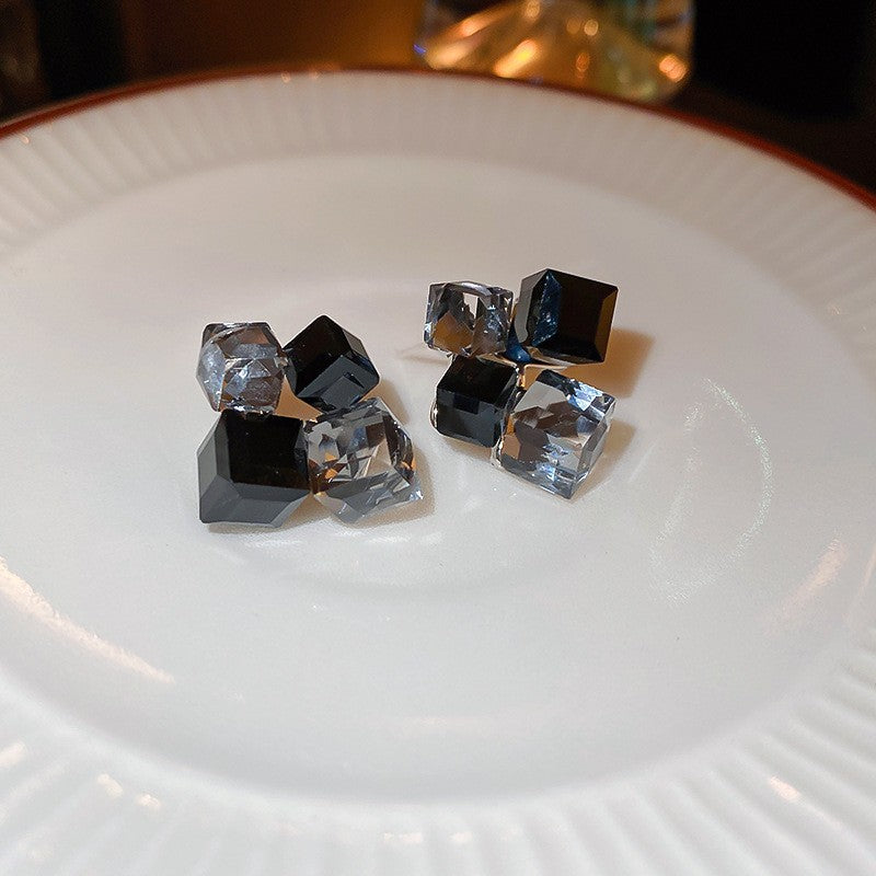 Needle Black Crystal Geometric Ear Minority Fashion Temperament Entry Earrings
