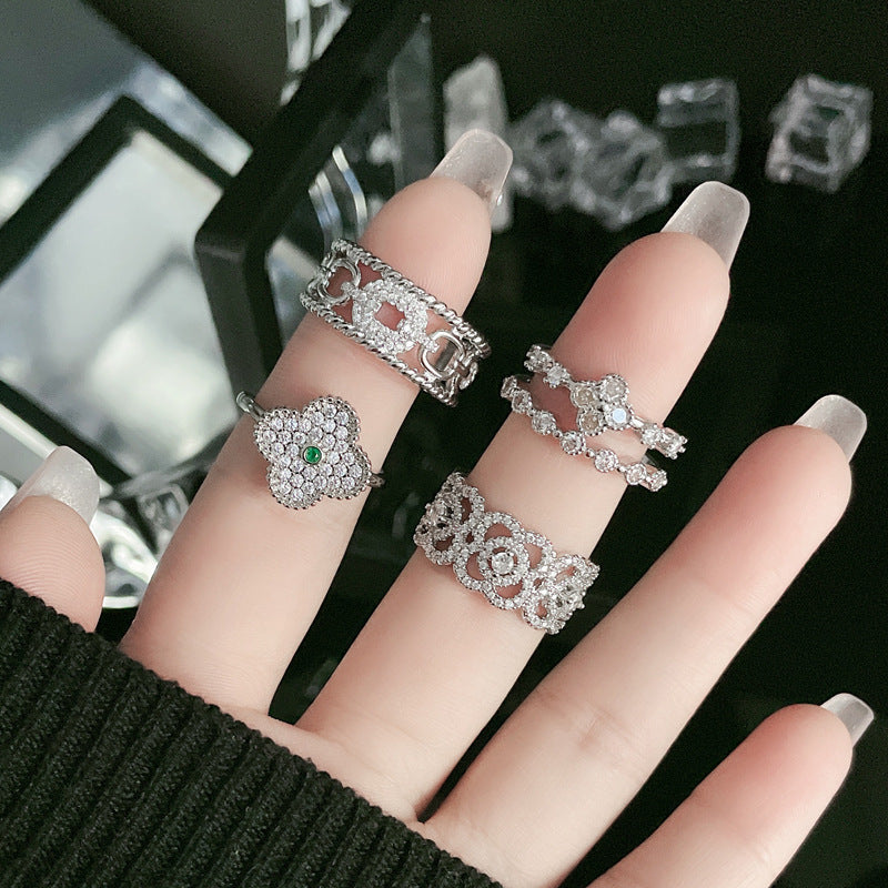 Clover Open Female Light Luxury High Sense Rings