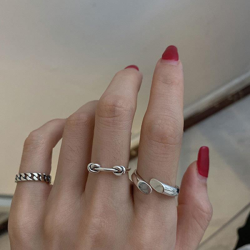 Women's Retro Simple Chain Bends Hitches Geometric Open Rings