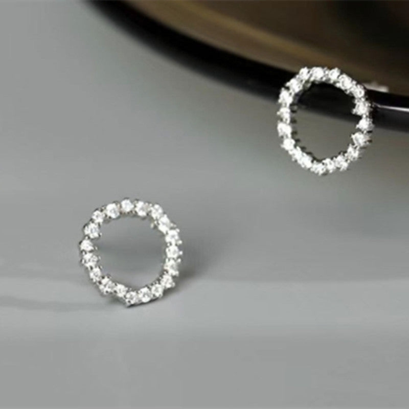 Exquisite Small Round Niche Fashion Design Earrings
