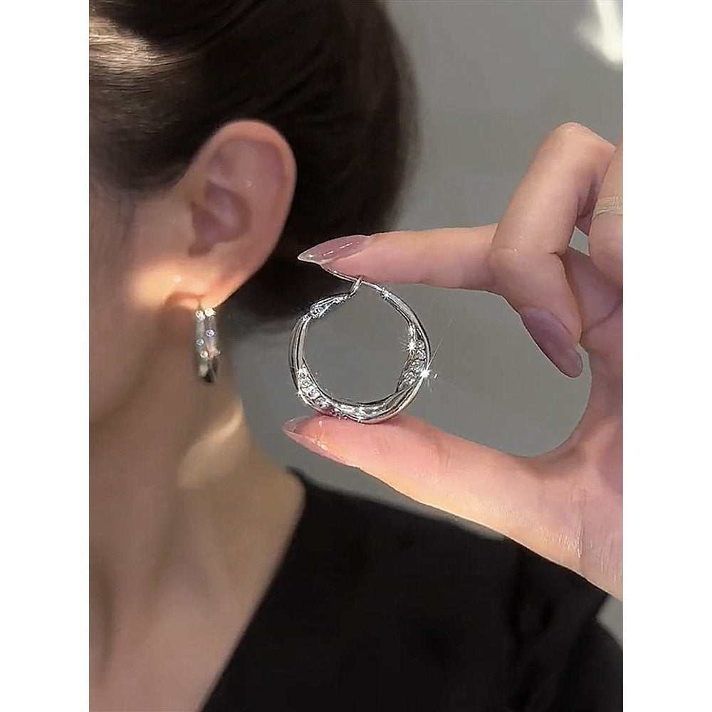 High-grade Metal Pin Simple Trend Design Earrings