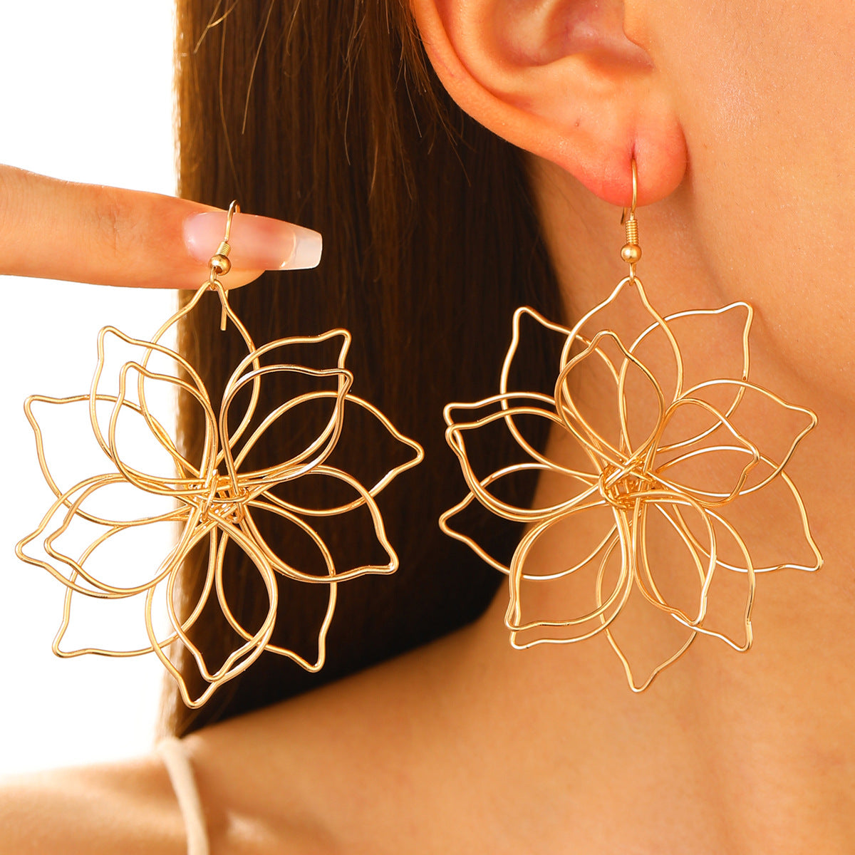 Big Flower Hollow Exaggerated Lines Winding Earrings